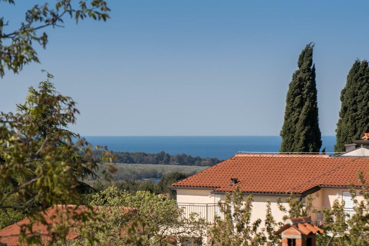 Apartment Bruneta 1 With Sea View Tar-Vabriga エクステリア 写真